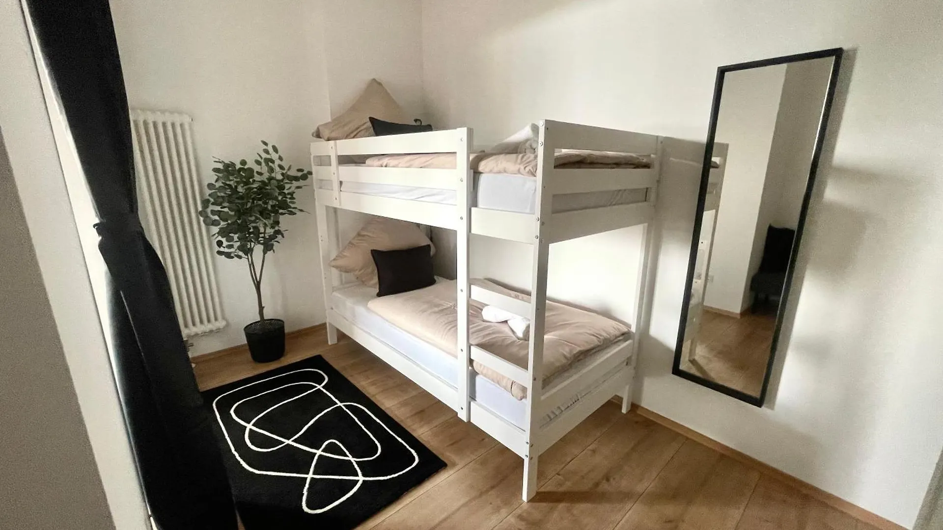 Modern Weserblick Apartment Bremen Germany