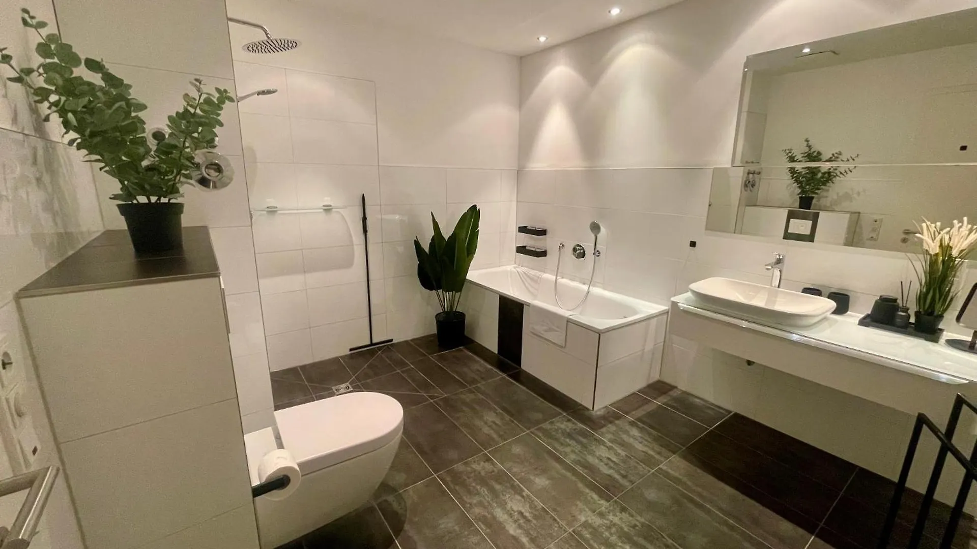 Modern Weserblick Apartment Bremen