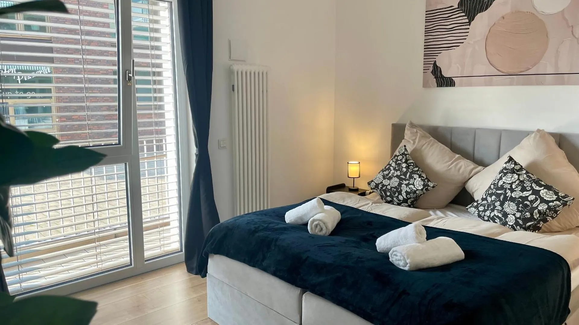 Modern Weserblick Apartment Bremen Germany
